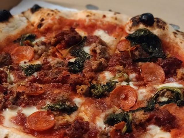 two-tozzers-pizza (38)-kireth-ai